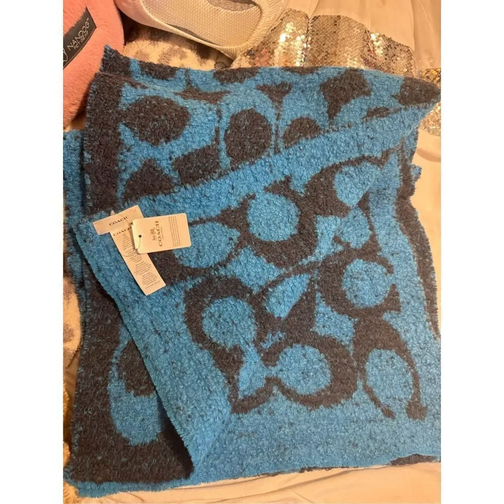 Coach two tone deep blue signature c muffler/scarf - shawl nwt